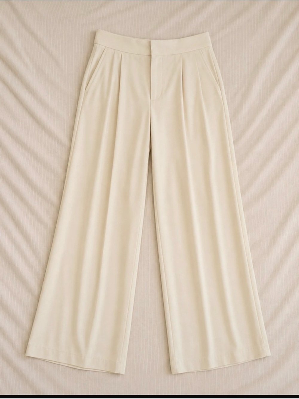 Abercrombie & Fitch Cream Trouser Pants